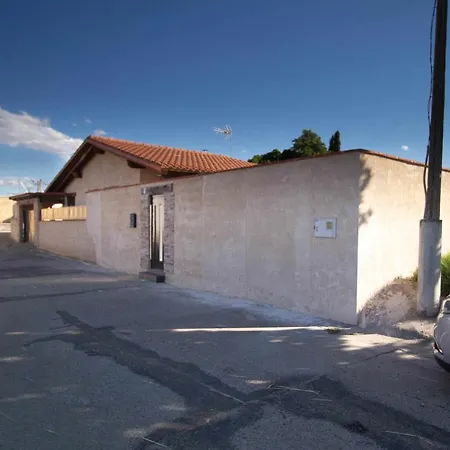 El Halcón Casa privada * Cazurra