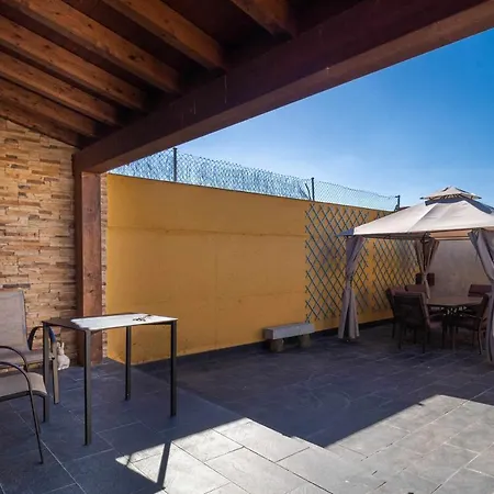 Сasa de vacaciones El Halcón Casa privada